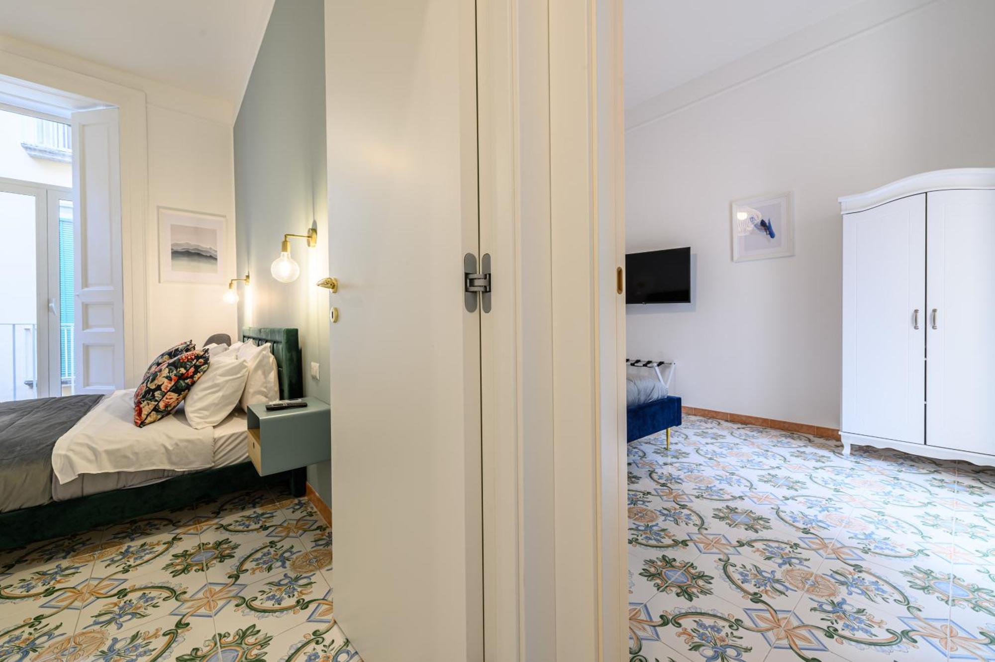נאפולי Guest House 121 Charming Apartment מראה חיצוני תמונה